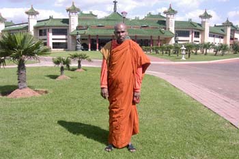 2004 infront of the Nunhua temple in south africa