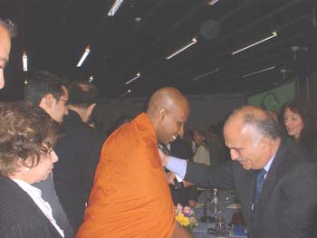 2004 met  prince Hussan at GNRC in genewa