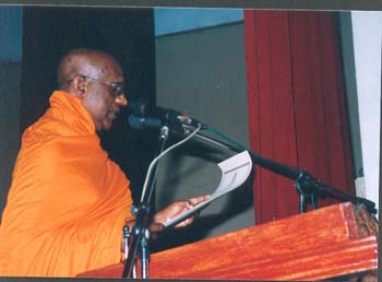 2003.01 04 - Akta Patra Pradanaya ( credential ceremony) at citi hall in Kurunegala about The Ch3